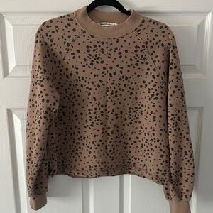 Abercrombie & Fitch Brown and Black Crew Neck Sweater